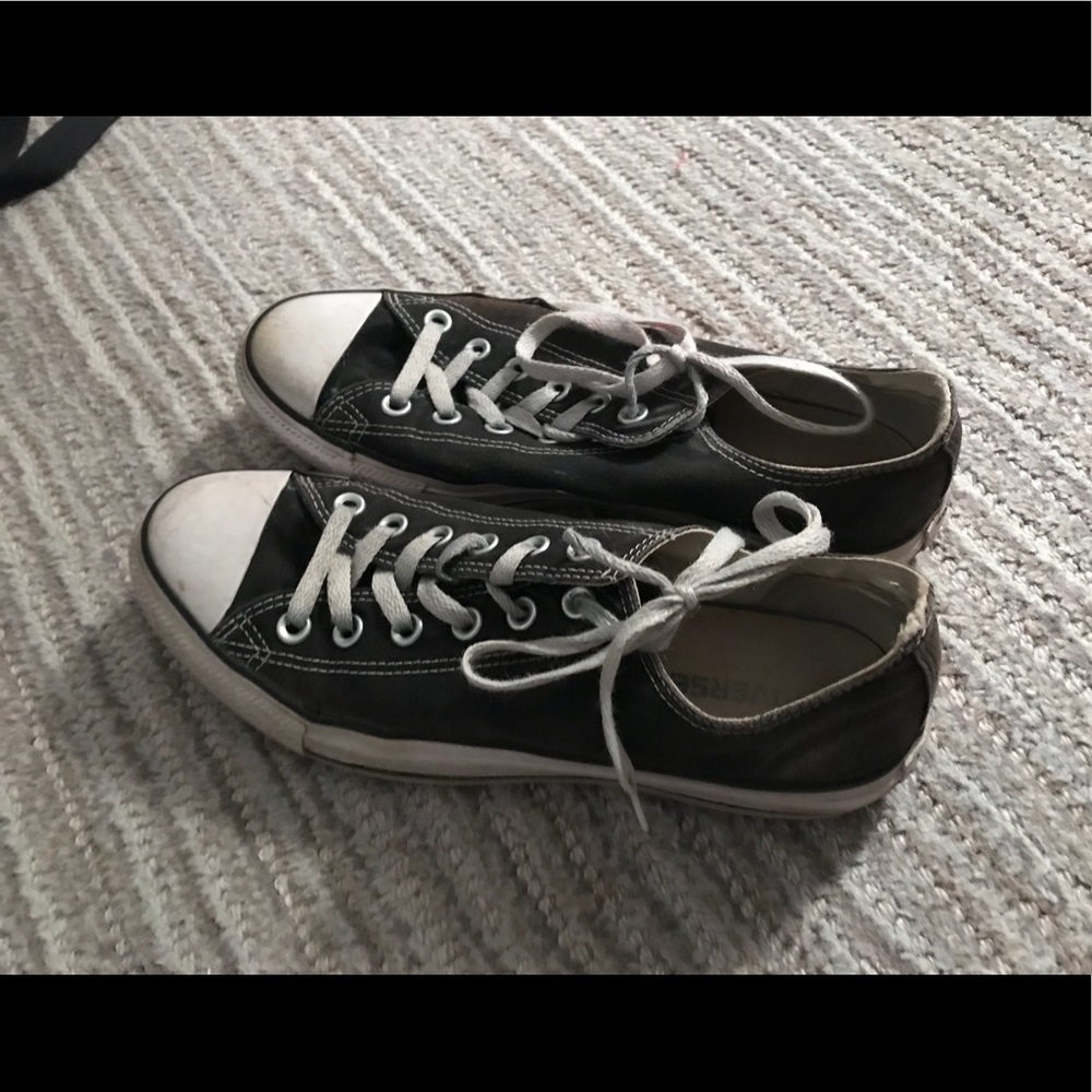 Black converse